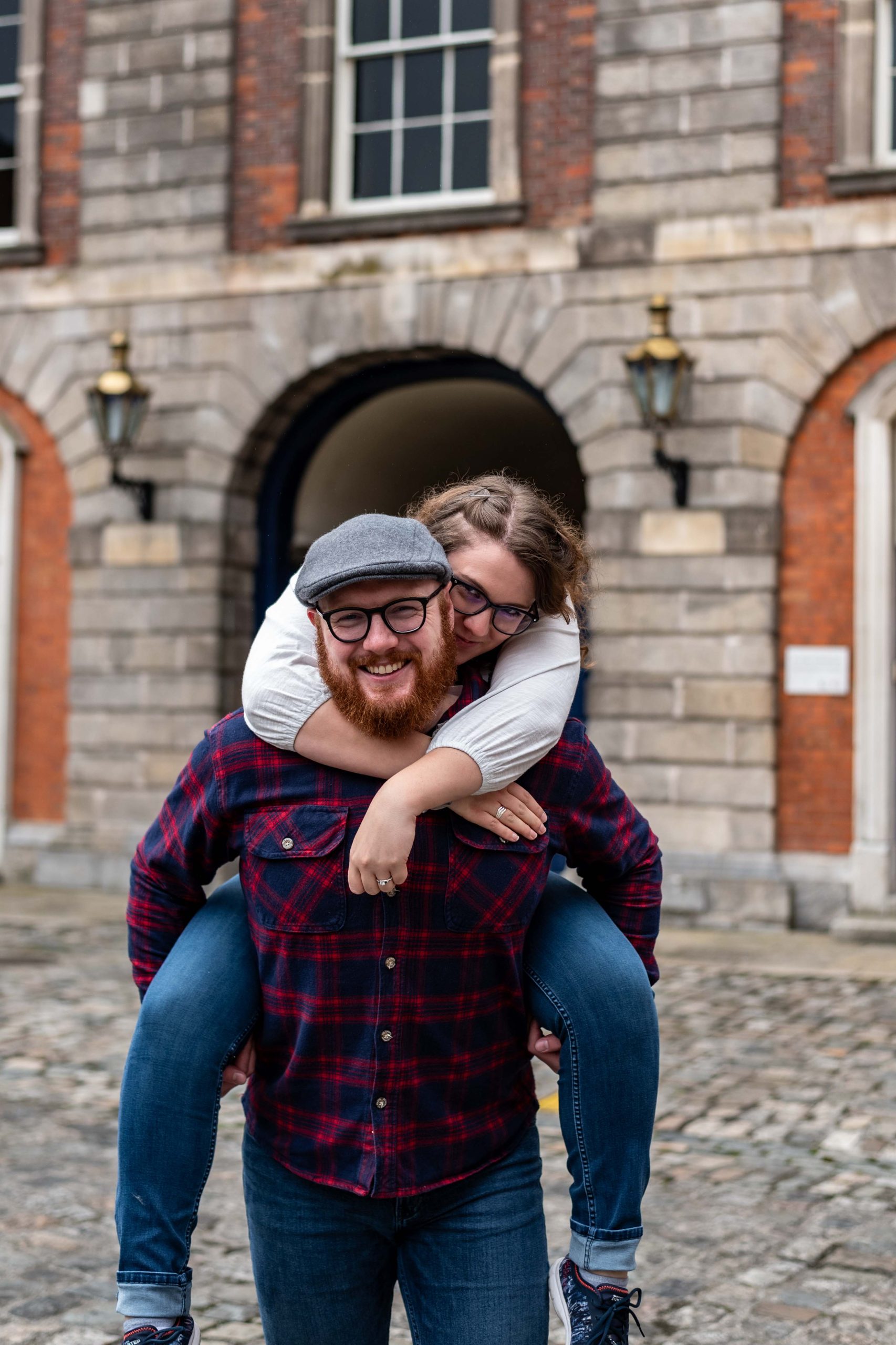 Couple travel session in Dublin