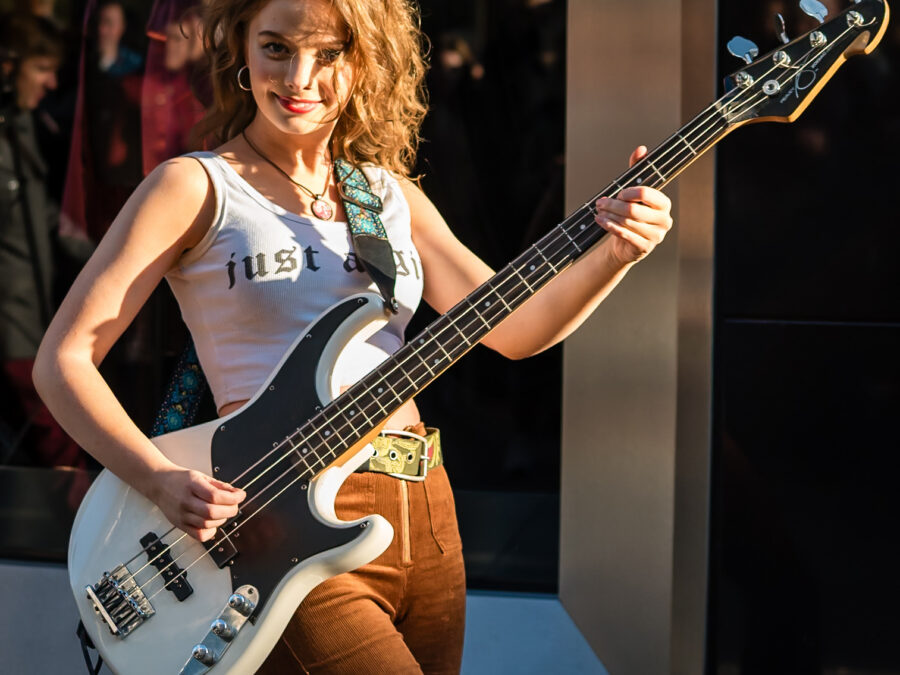 2018 Dea Matrona Busking in Grafton Street 21 900x675